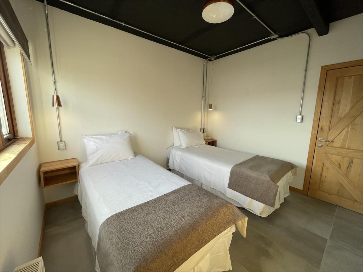 Hotel Big Sur Puerto Natales Ngoại thất bức ảnh