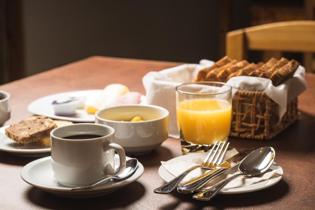 Hotel Big Sur Puerto Natales Ngoại thất bức ảnh